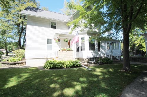 311 Fargo St, Lake Mills WI  53551-1320 exterior