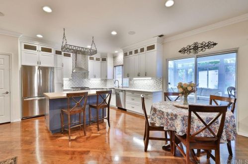 1326 Creekside Dr, Chula Vista CA 91915-2520 exterior