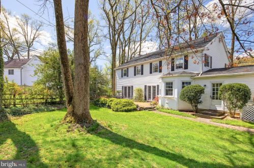17 Vining Ln, Wilmington, DE 19807-3134