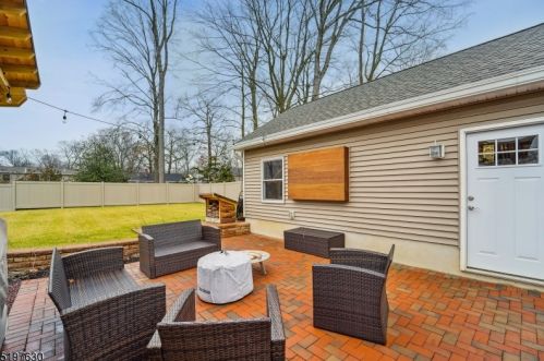 83 Mcnomee St, Oakland NJ  07436-2609 exterior