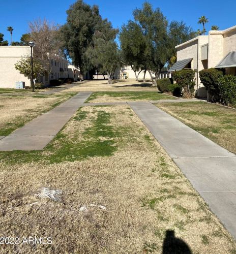 5709 44th Ln, Glendale, AZ 85301-6307