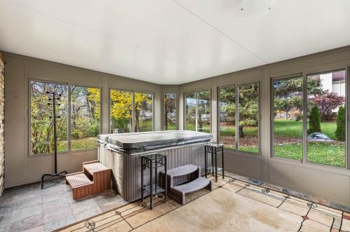 12890 Scarborough Ct, Waukesha WI  53151-6128 exterior