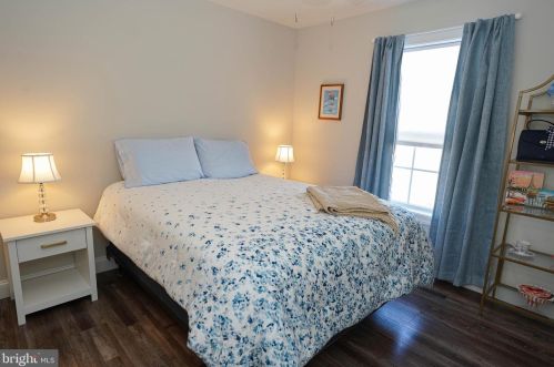 2 Highland Dr, Seaford DE  19973-4827 exterior