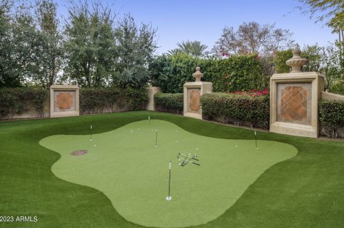 41 Biltmore Est, Phoenix AZ 85016-2819 exterior