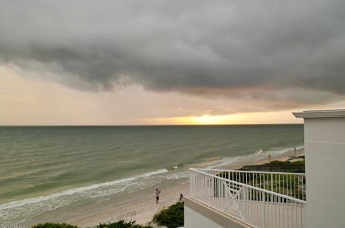 3111 Gulf Dr, Sanibel FL  33957-5697 exterior