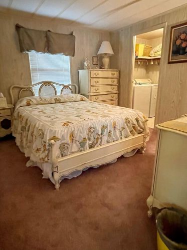 34202 Canal Dr, Pinellas Park FL  exterior