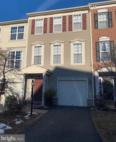 11944 Benton Lake Rd, Bristow, VA 20136-6159