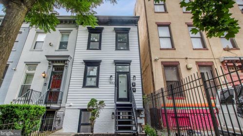 1552 8th St, Washington, DC 20001-3206