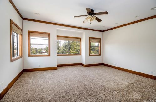 1754 Somerset Ln, Redlands CA  92374-5561 exterior