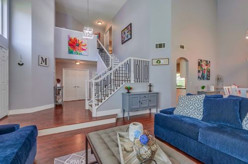 43520 Calle Nacido, Temecula CA  92592-3034 exterior