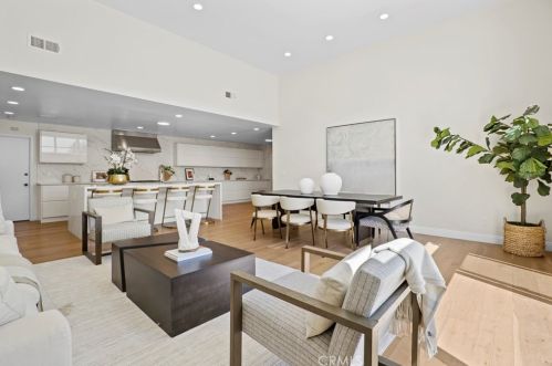 621 Camino Cerrado, South Pasadena CA  91030-4103 exterior