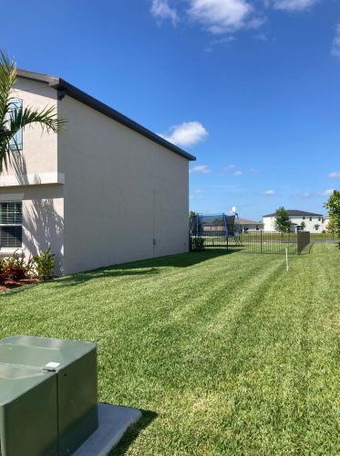 12943 Copper Creek Dr, Fort Pierce FL  34987 exterior