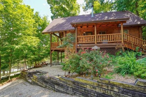 706 Debord Rd, Chillicothe, OH 45601-8379