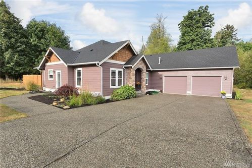 9233 196th Pl, Bryant, WA 98223-4060