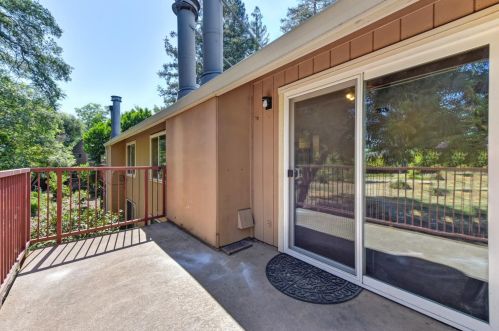 7965 Arcade Lake Ln, Citrus Heights CA  95610-5195 exterior