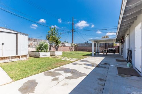 8112 San Heron Cir, Buena Park CA  90620-2970 exterior