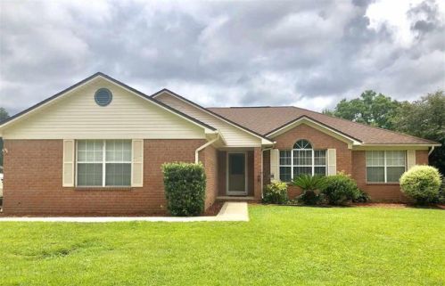 4369 Bayou Ridge Dr, Milton, FL 32571-8648