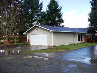 5746 Turf Ln, Olympia, WA 98513-5132