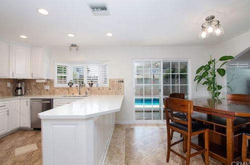 5162 Bridgewood Dr, Buena Park CA  90623-1711 exterior