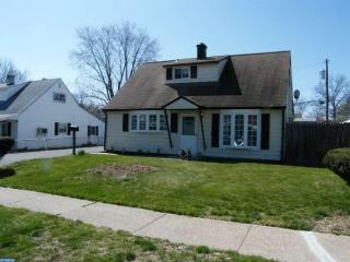 577 Carlisle Dr, Yardley, PA 19067-6803