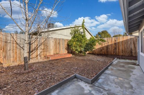 7791 Chancery Ct, Citrus Heights CA  95610-5903 exterior