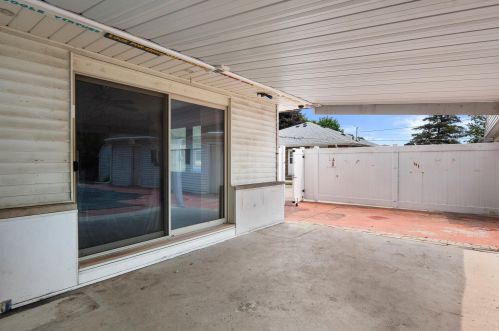 2541 80 Pl, Kenosha WI 53142-4533 exterior