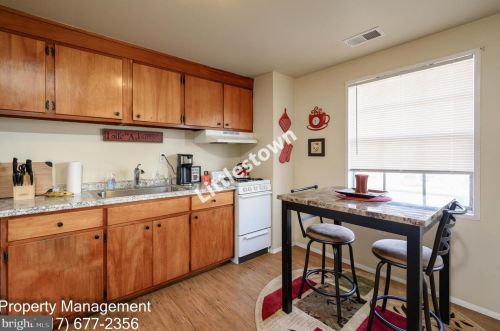 133 Roberta Jean Ave, Littlestown, PA 17340-1133