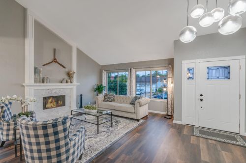 11719 Papagallo Ct, San Diego, CA 92124-2802