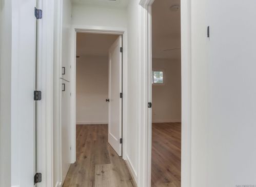 3862 Martha St, San Diego CA  92117-1817 exterior