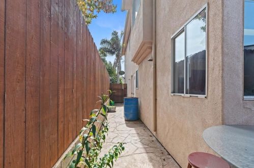 867 9th St, Pismo Beach CA  93433-2737 exterior