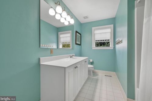 103 Flannery Dr, Norristown PA 19403-2876 exterior