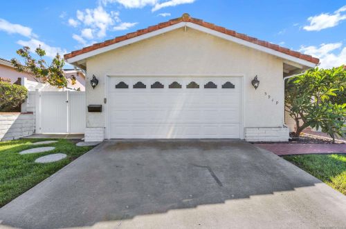 5949 Bounty St, San Diego CA  92120-2920 exterior