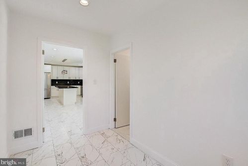 34 Thurston Ave, Trenton NJ  08618-1710 exterior