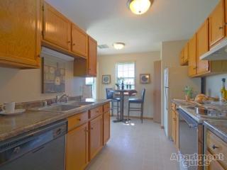 18255 Astor Dr, Brookfield WI  53045-5636 exterior