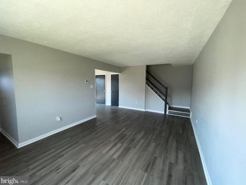 2 Lawrence Ct, Erial NJ  08081-1931 exterior