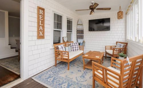 50 Mill Pond Rd, North Kingstown RI  02852-6002 exterior