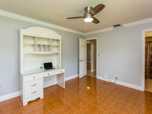 5272 Lake Blvd, Delray Beach FL  33484-4270 exterior