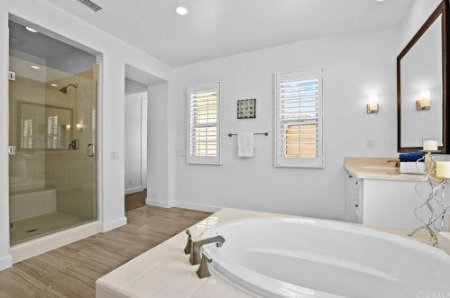 80 Hazelton, Irvine CA  92620-2189 exterior