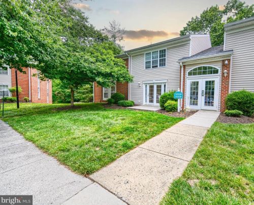 15524 Horseshoe Ln, Woodbridge, VA 22191-4125