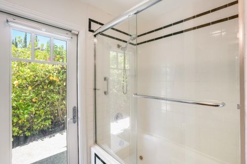 368 Fontainbleau Ter, Los Altos CA  94022-2229 exterior