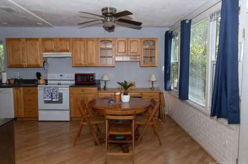 1656 28th Ave, Vero Beach FL  32960-3136 exterior