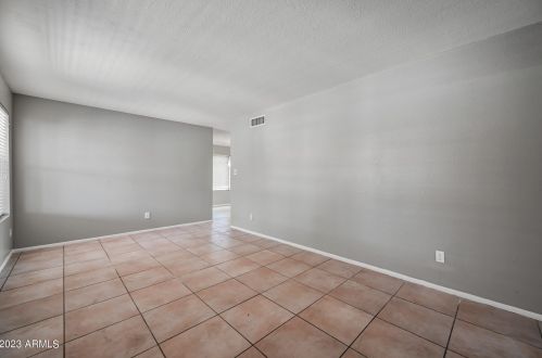 531 Emelita Ave, Mesa AZ  85210-3520 exterior
