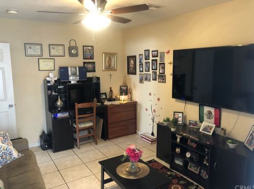 17911 La Salle Ave, Gardena, CA 90248-3604