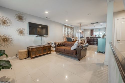 56 Henderson St, Paterson NJ  07501-2627 exterior