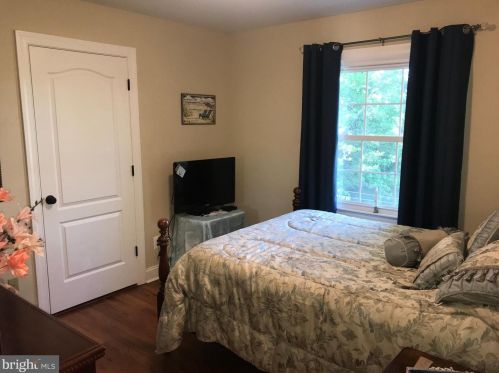 16461 Richmond Tpke, Bowling Green VA  22427-2207 exterior