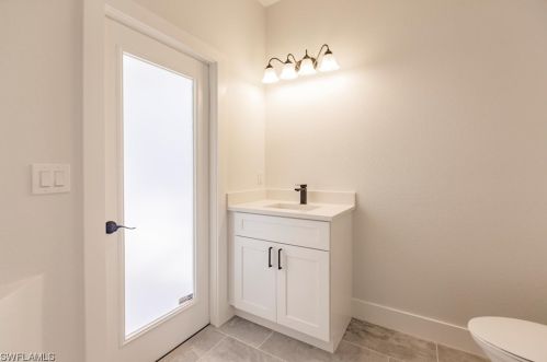 1823 6th Ave, Cape Coral FL  33909-9216 exterior