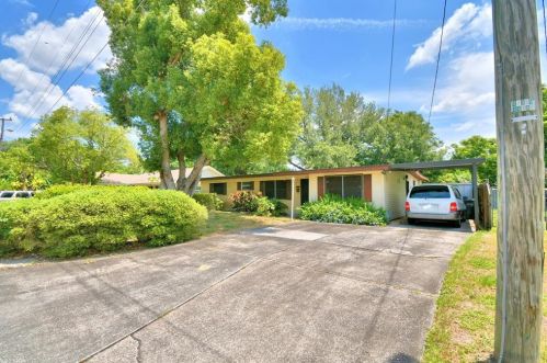 270 Westwood Ave, Winter Haven, FL 33880-6203