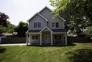 2 Verdi St, Smithtown, NY 11787-1022