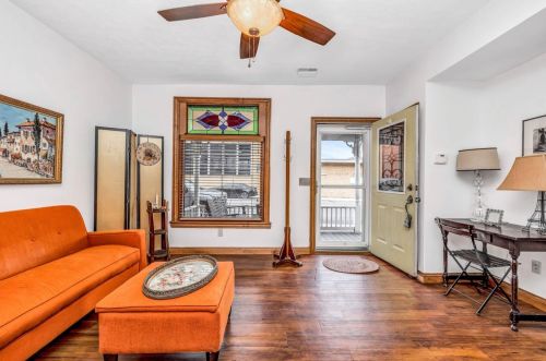 403 3 St, Aurora IN 47001-1311 exterior