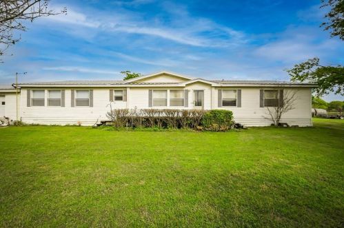 2030 County Road 0050, Corsicana, TX 75109-9043